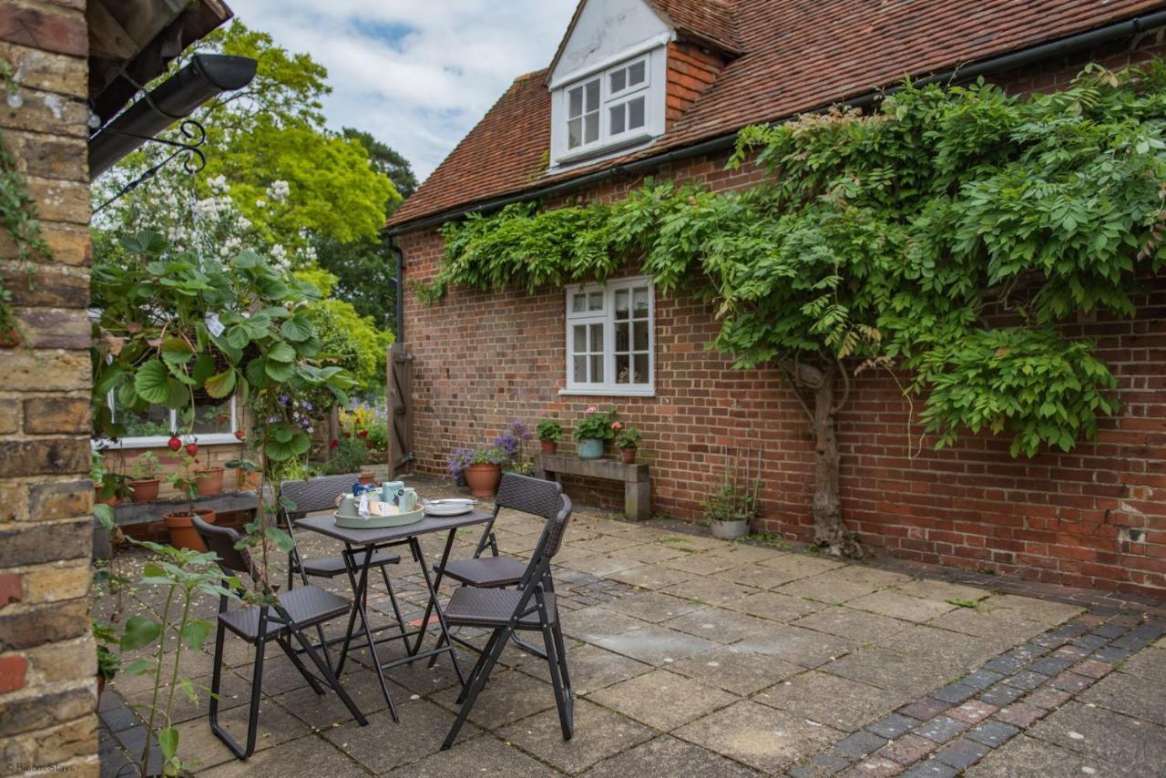 Plum Pudding Stables By Bloom Stays Faversham Extérieur photo