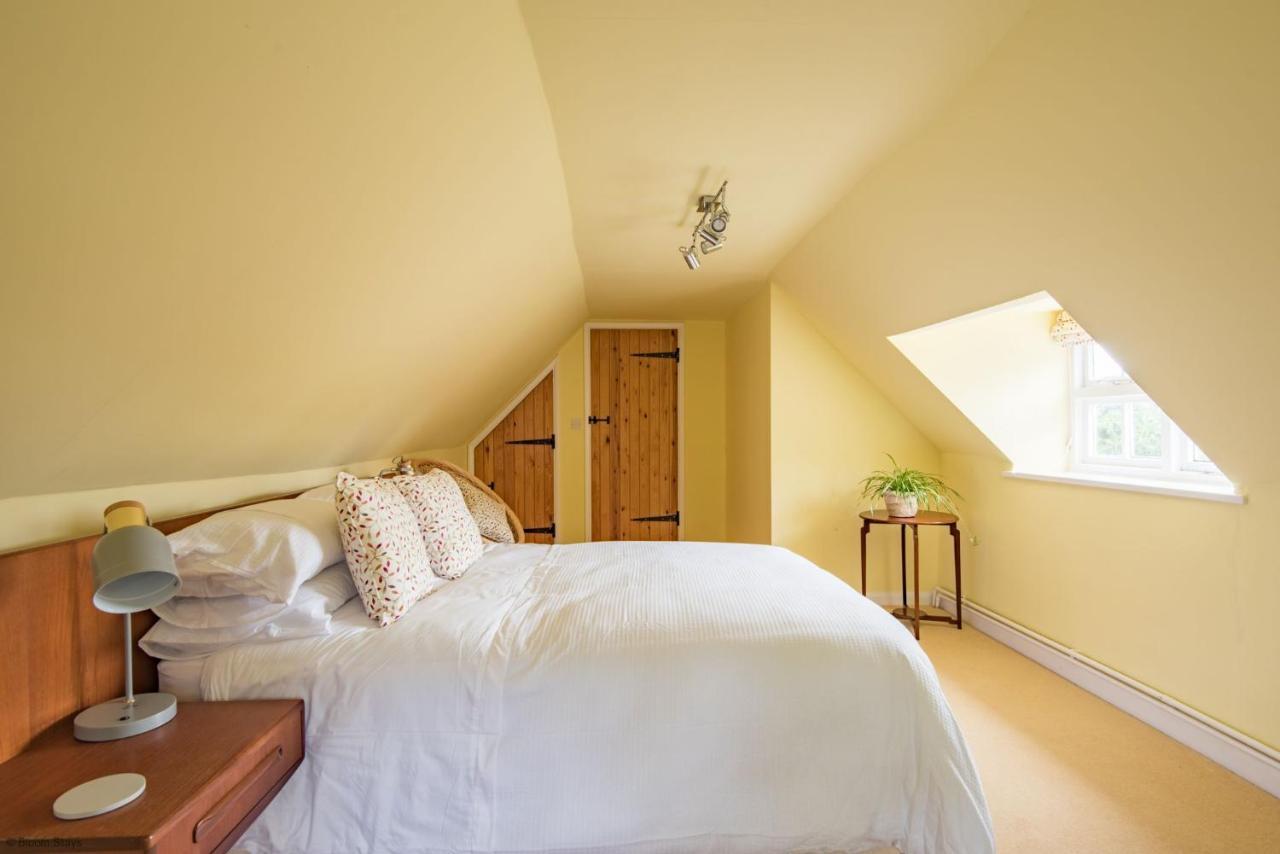 Plum Pudding Stables By Bloom Stays Faversham Extérieur photo